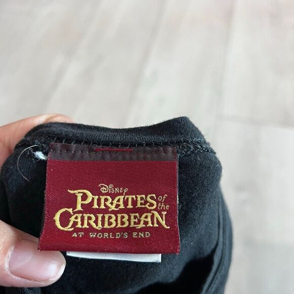 Disney Pirates of the Caribbean women shirt size s - Picture 5 of 6